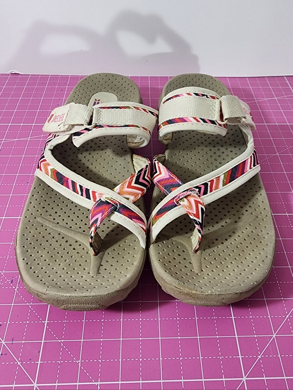 Skechers Outdoor Lifestyle Womens 8 Chevron Strappy Sandals Pink Orange